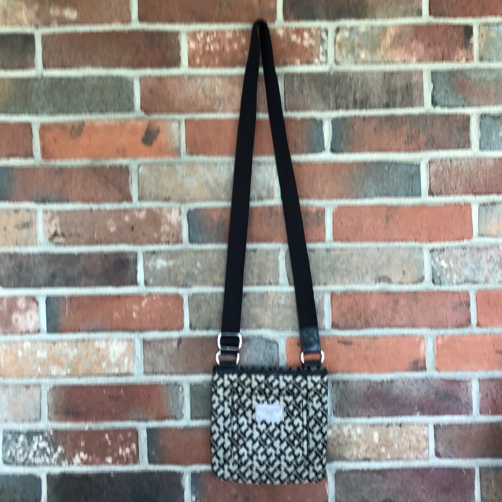 Tommy Hilfiger cross body
